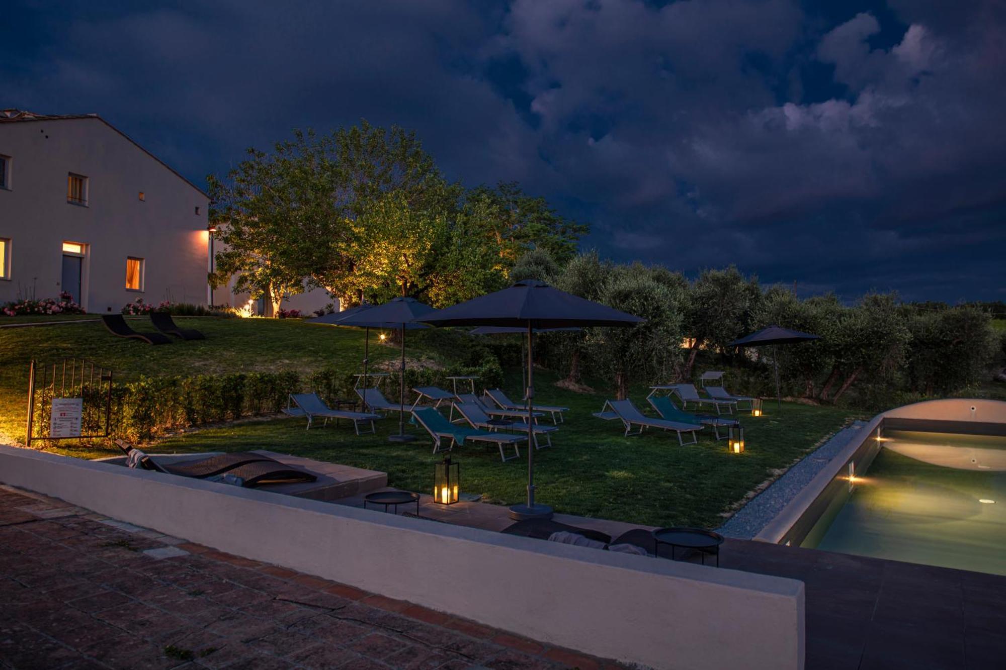 مبيت وإفطار تْشيرتالدو Relais Borgo Elissa المظهر الخارجي الصورة