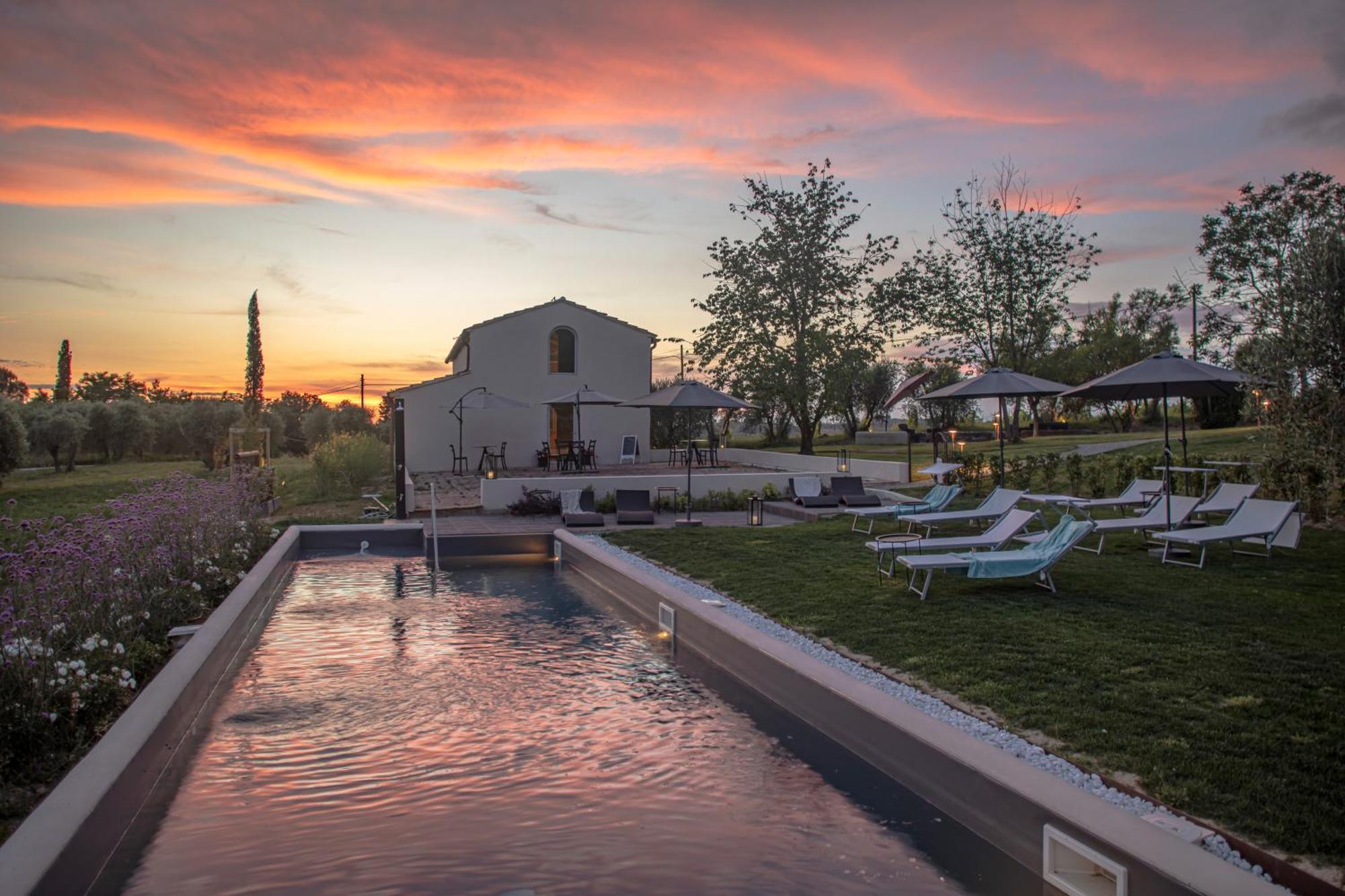 مبيت وإفطار تْشيرتالدو Relais Borgo Elissa المظهر الخارجي الصورة